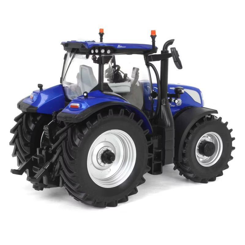 #ERTL61027 1/32 New Holland T7.300 Blue Power Tractor Prestige Collection
