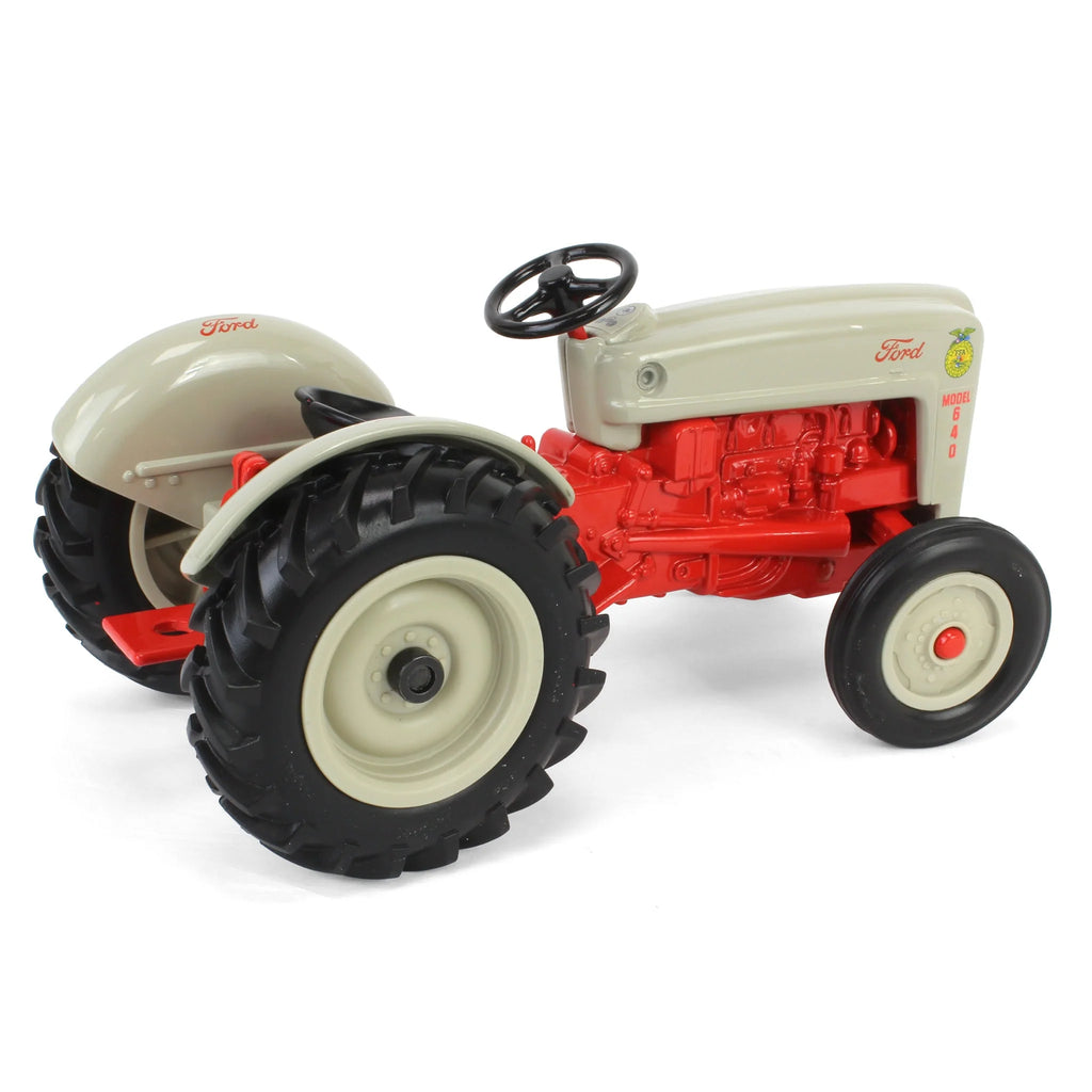 #ERTL61024 1/16 Ford 640 Tractor with FFA Logo