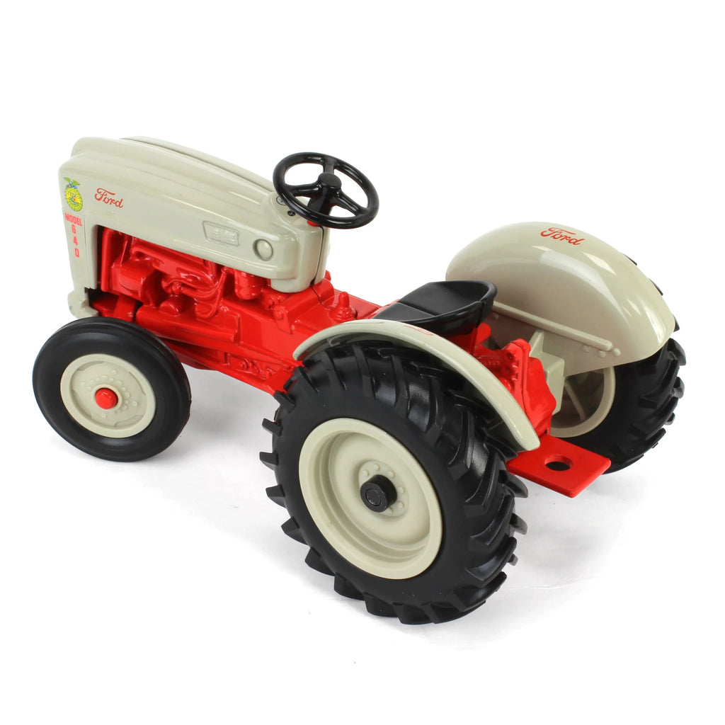 #ERTL61024 1/16 Ford 640 Tractor with FFA Logo