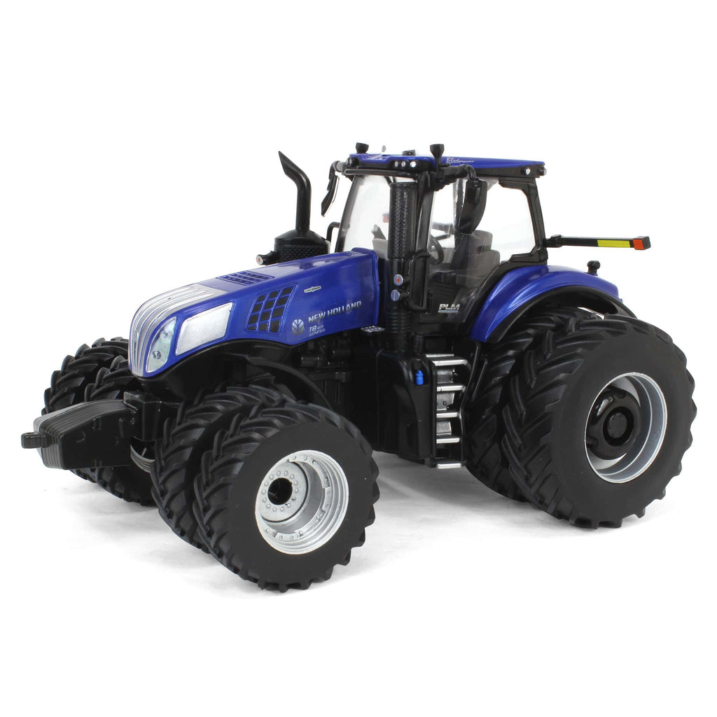 #ERTL61034 1/32 New Holland T8.415 Blue Power Tractor,