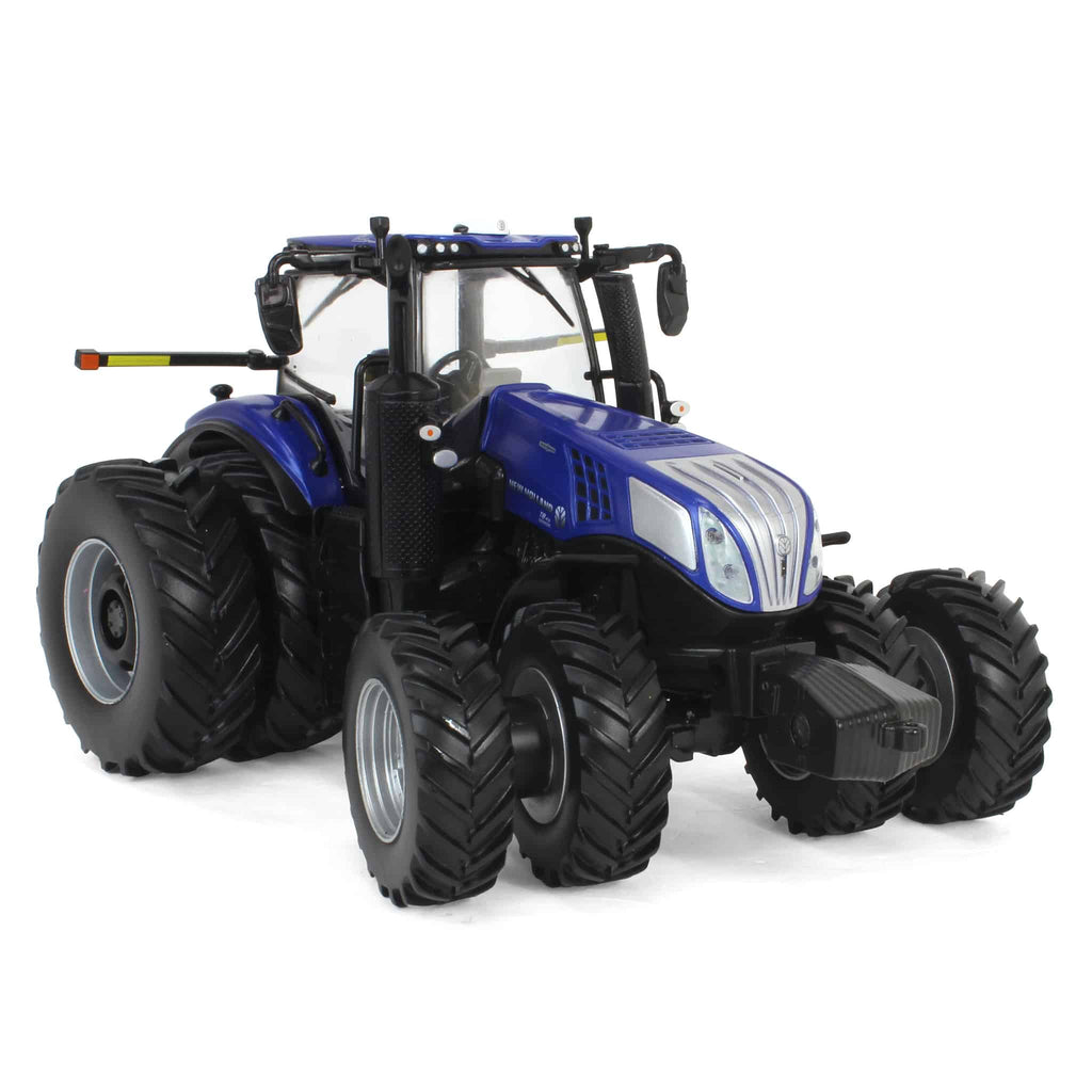 #ERTL61034 1/32 New Holland T8.415 Blue Power Tractor,