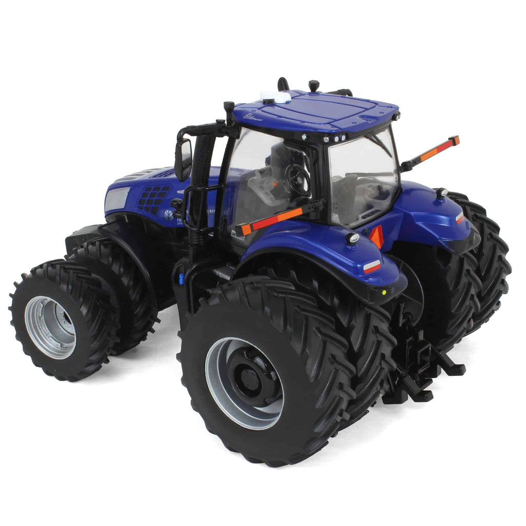 #ERTL61034 1/32 New Holland T8.415 Blue Power Tractor,