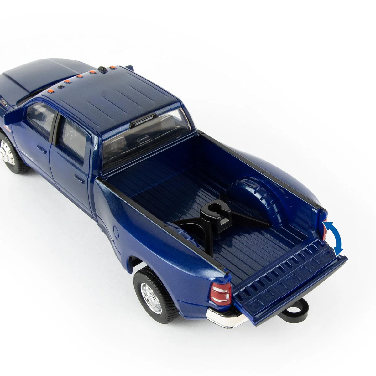 #ERTL47269 1/32 RAM 3500 Dually Quad Cab Pickup Truck with Lowboy Trailer & New Holland L230 Skid Steer